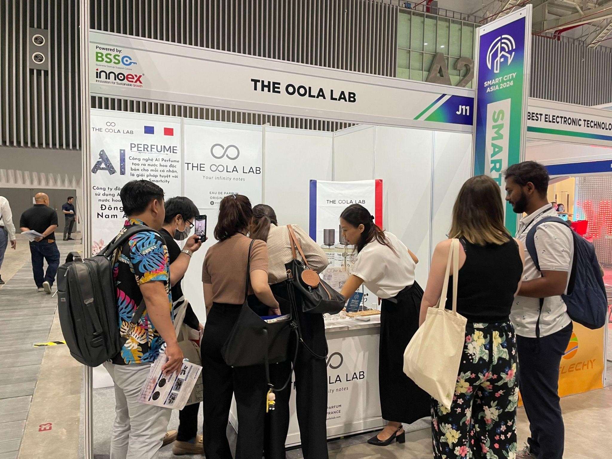 Đoàn Cán Bộ Các Tỉnh Thành Phố Bồ Đào Nha Đánh Giá Cao AI Perfume Của The Oola Lab
